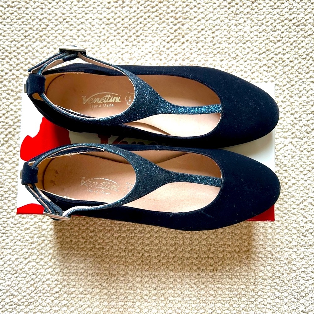 Girls Blue Velvet Shoes By Venettini
